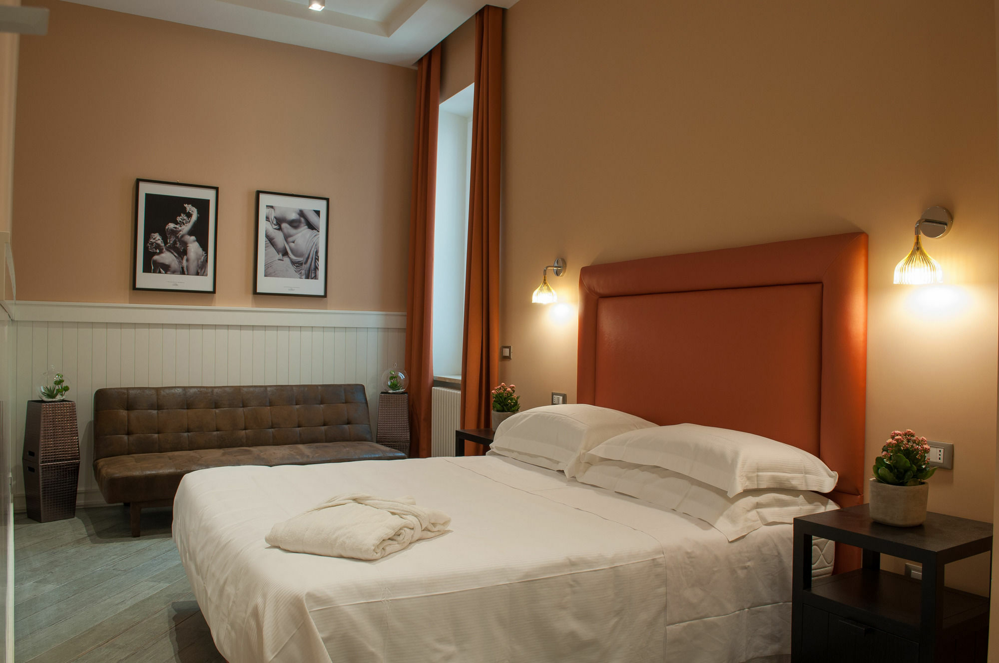 My Trevi Charming & Luxury Rooms Рим Экстерьер фото