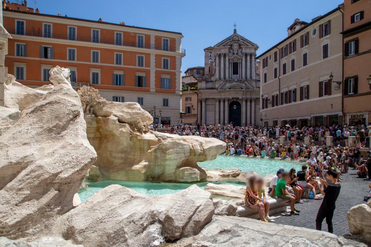 My Trevi Charming & Luxury Rooms Рим Экстерьер фото