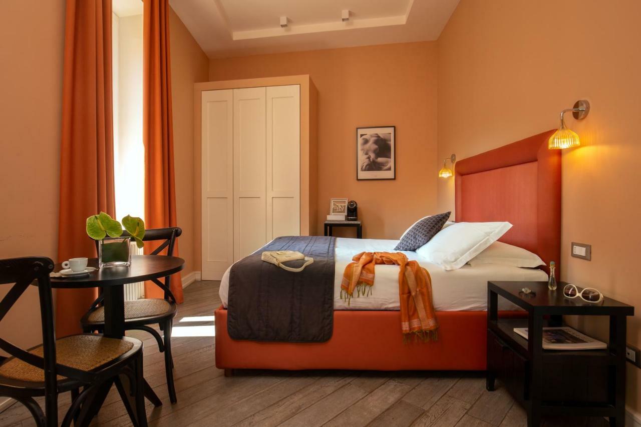 My Trevi Charming & Luxury Rooms Рим Экстерьер фото